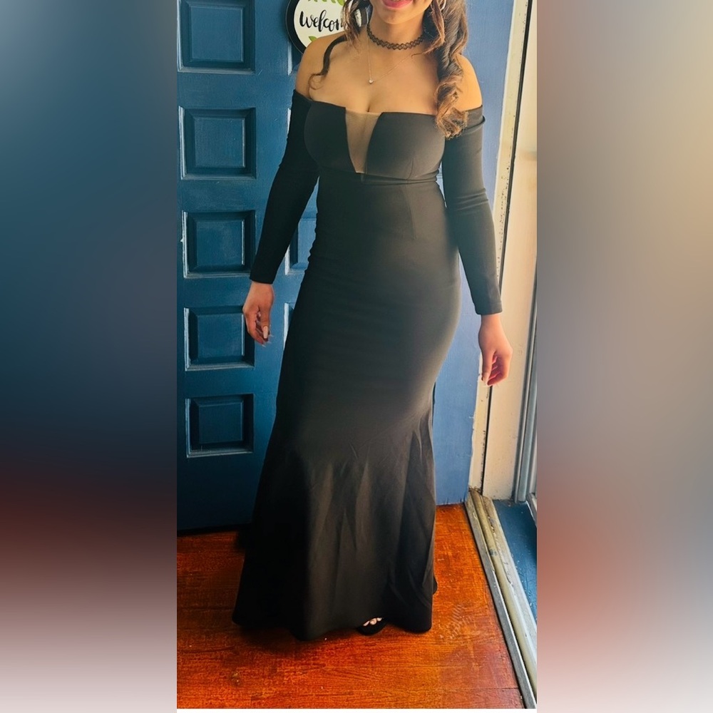 Elegant Black Off-Shoulder Gown